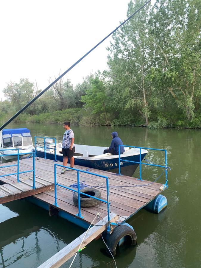 Pensiunea Uzlina Тулча Екстериор снимка